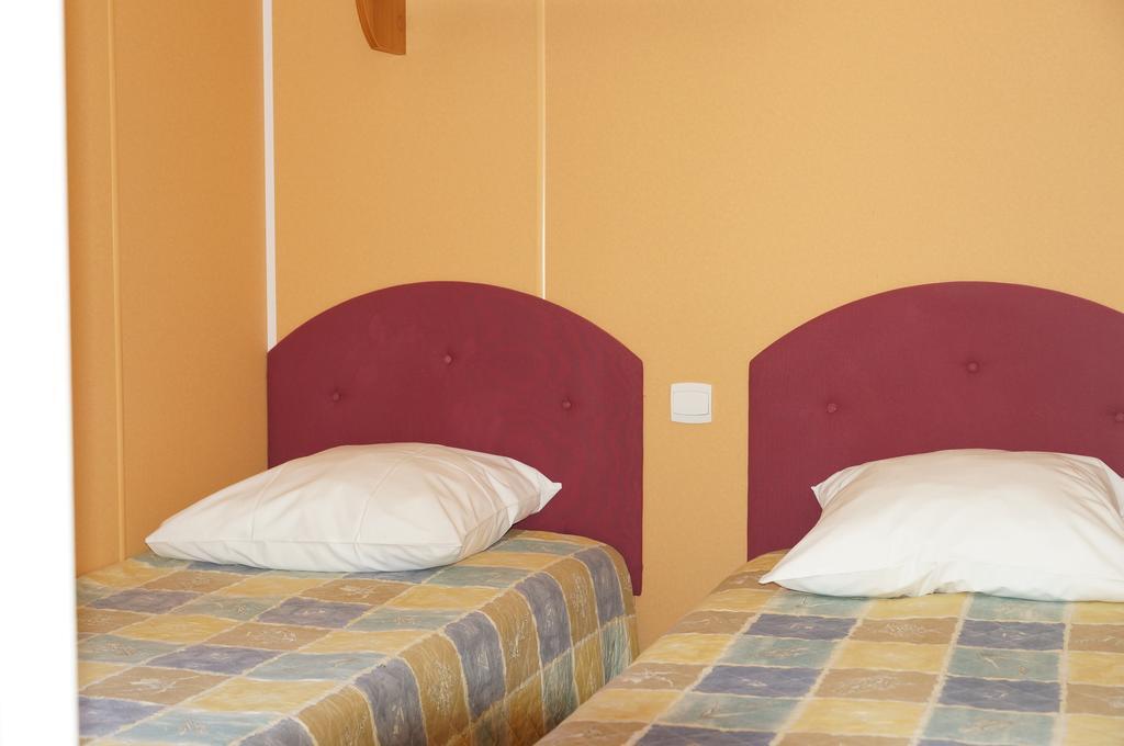 Camping Les Castors كالفي المظهر الخارجي الصورة