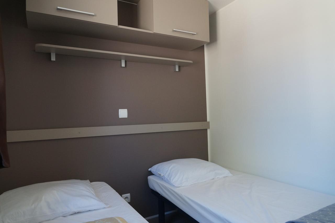 Camping Les Castors كالفي المظهر الخارجي الصورة